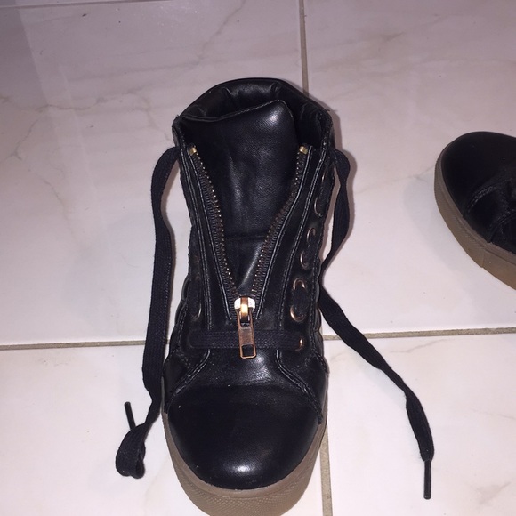 Black leather Steve Madden sneakers - Picture 4 of 6